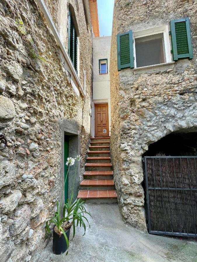 Ferienwohnung La Terrazza Di Seglia Ventimiglia Exterior foto